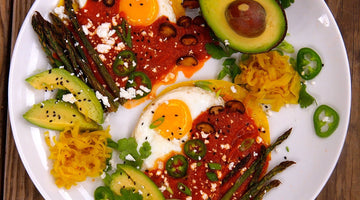 Turmeric Tortillas con Huevos Rancheros